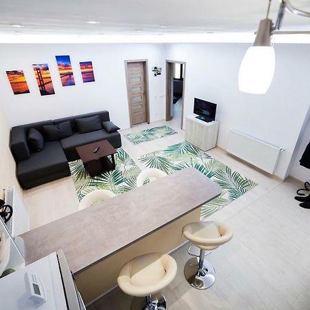 Central Apartment- Shumi'S Cluj-Napoca Esterno foto