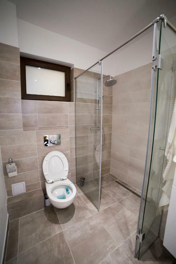 Central Apartment- Shumi'S Cluj-Napoca Esterno foto